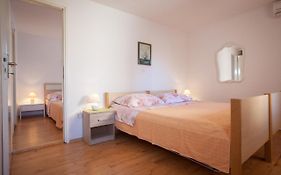 Apartments Jelka